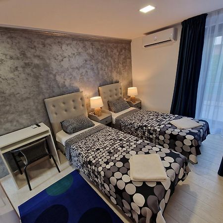 Alex Residence Otopeni Ngoại thất bức ảnh