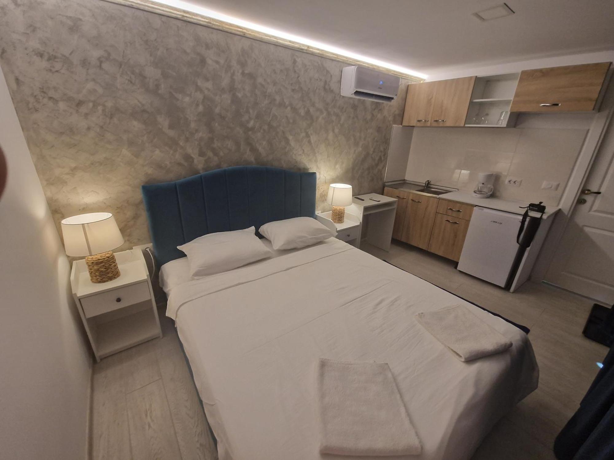 Alex Residence Otopeni Ngoại thất bức ảnh